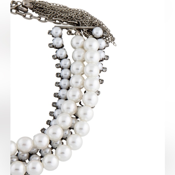 Dylanlex Pearl Choker - Picture 9 of 11